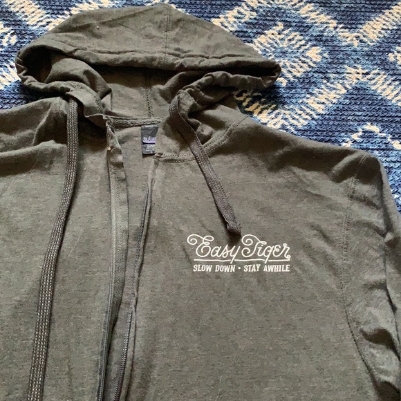 Easy Tiger 6th Street Lightweight Zip-up Jacket - Picture 3 of 3